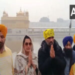 Suniel Shetty and wife Mana Shetty offer prayers at Golden Temple